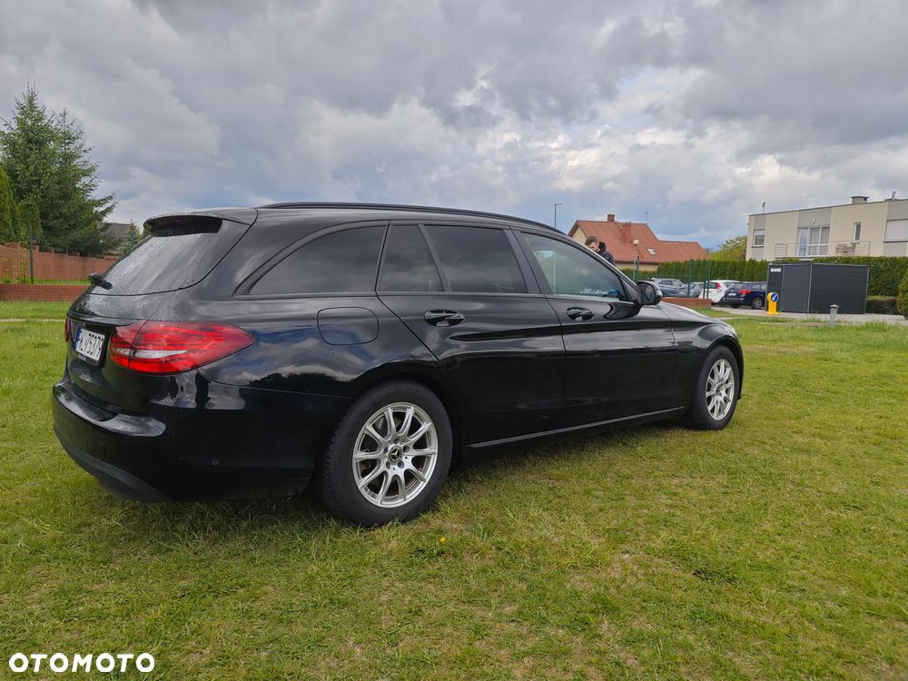 Mercedes-Benz Klasa C 220 d 9G-TRONIC - 7