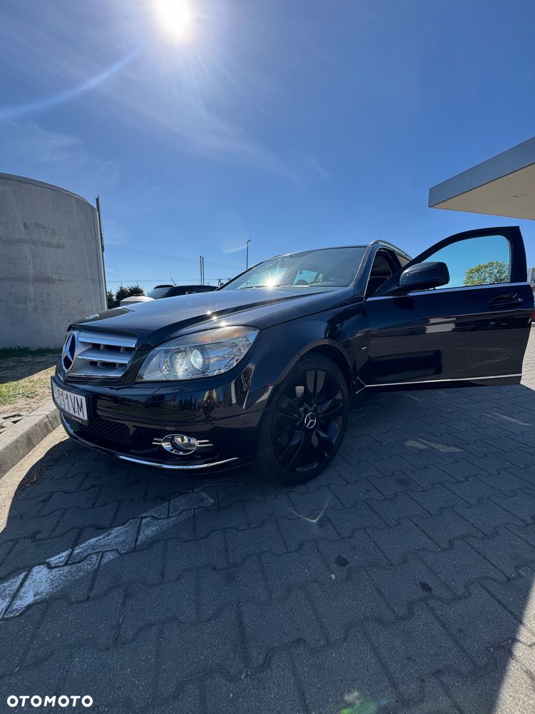 Mercedes-Benz Klasa C 220 CDI DPF Automatik BlueEFFICIENCY Avantgarde - 1