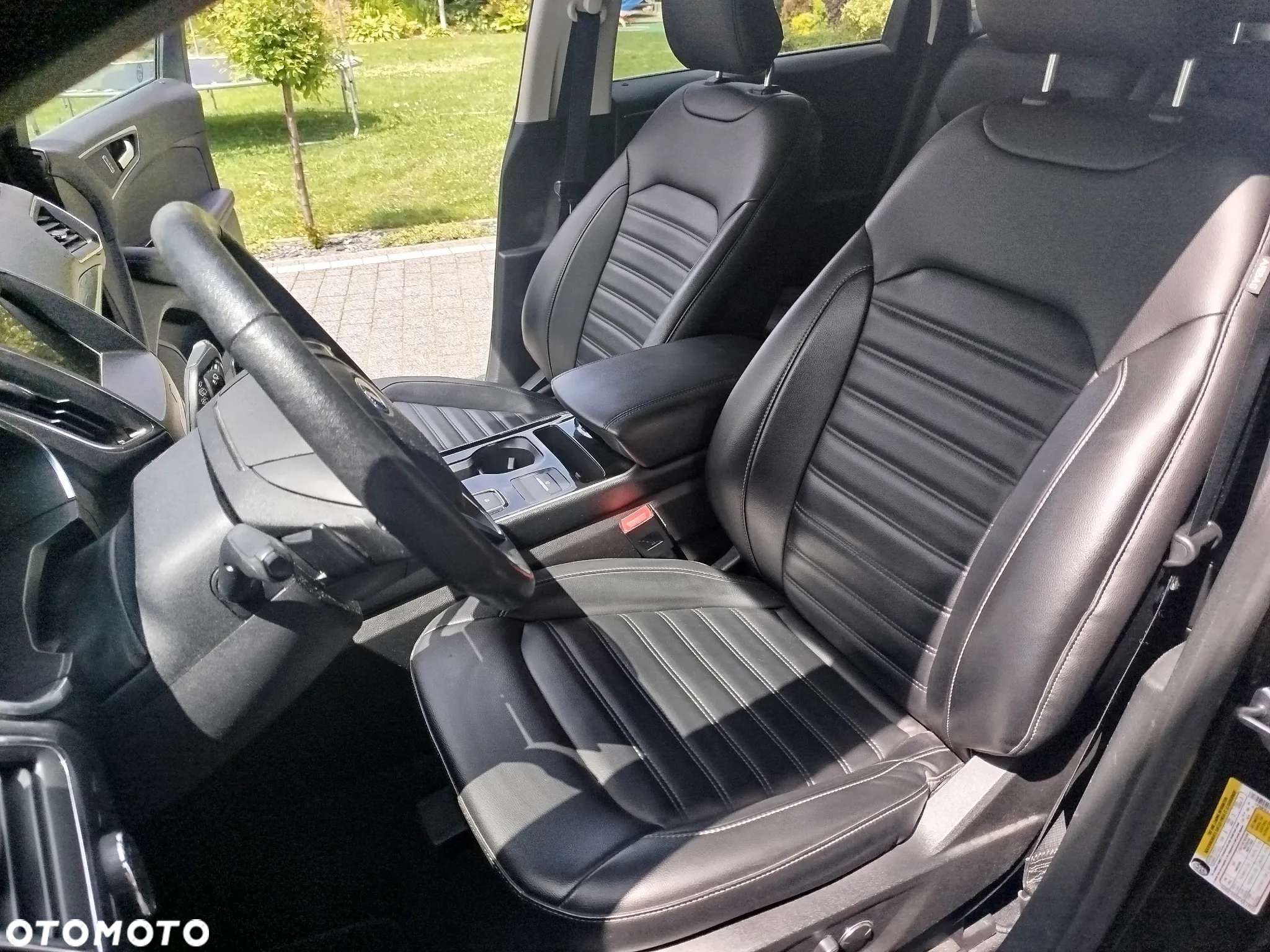Ford Edge - 16