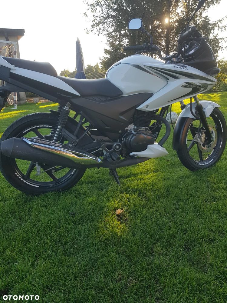 Honda CBF - 4