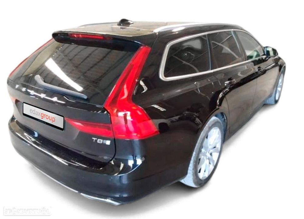 Volvo V90 2.0 T8 Momentum AWD Geartronic - 2