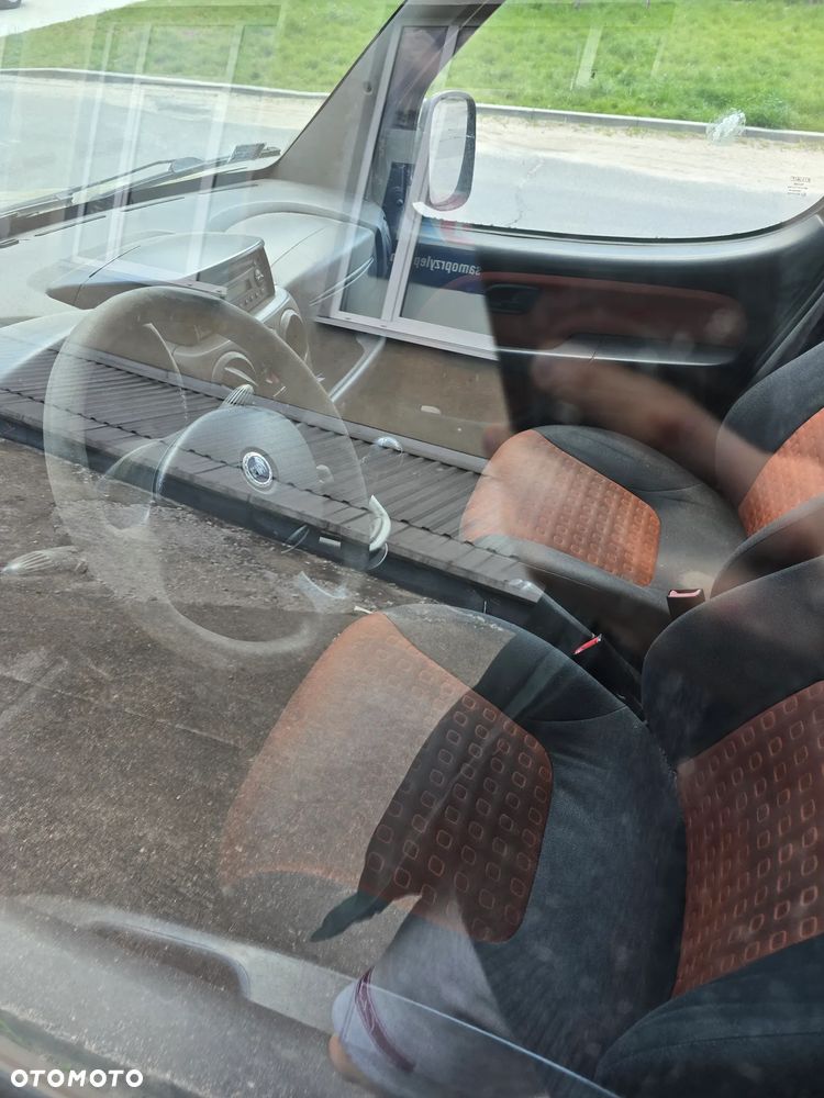 Fiat Doblo 1.3 JTD Family - 8