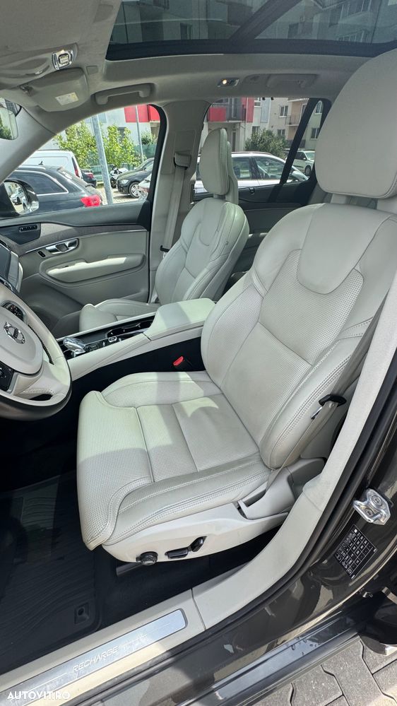 Volvo XC 90 - 9