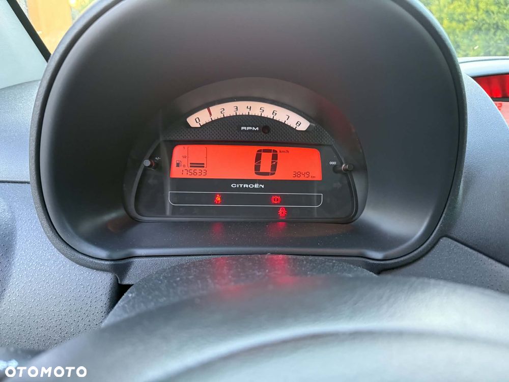 Citroën C2 1.4 VTR - 8