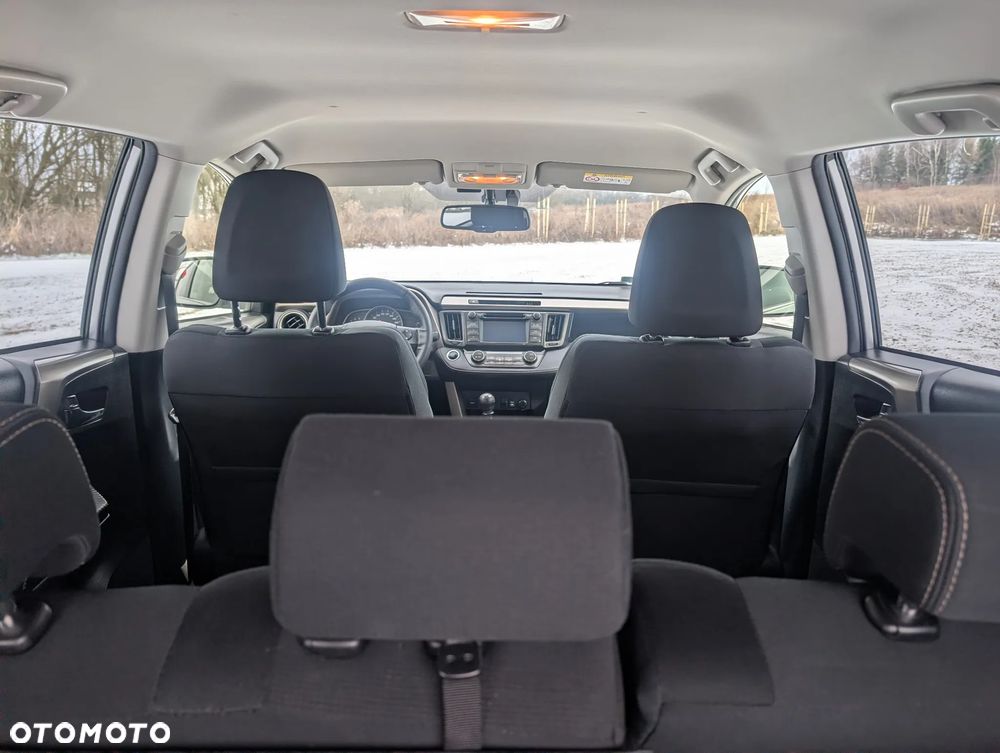 Toyota RAV4 2.0 D-4D Premium - 26