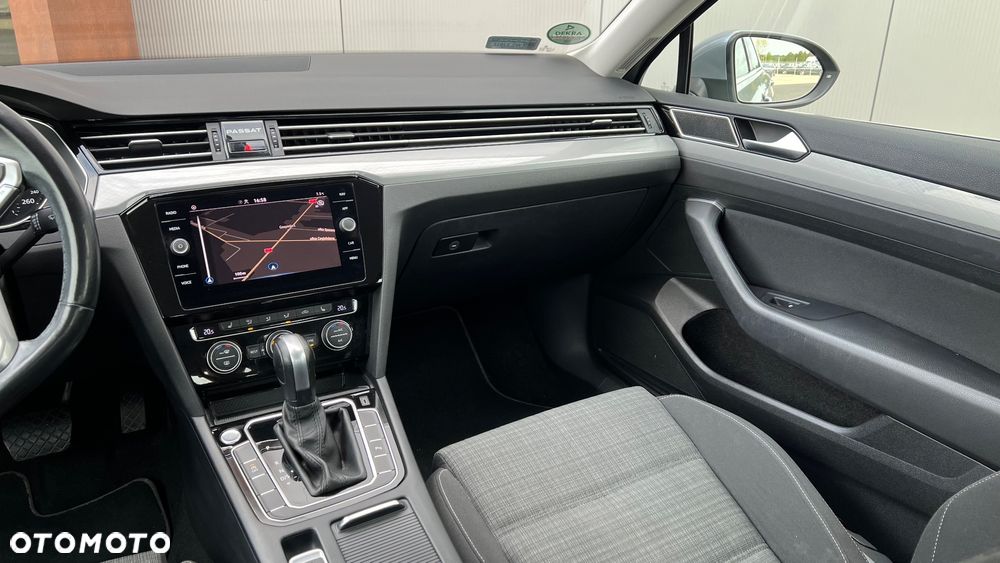 Volkswagen Passat 2.0 TDI EVO Business DSG - 12