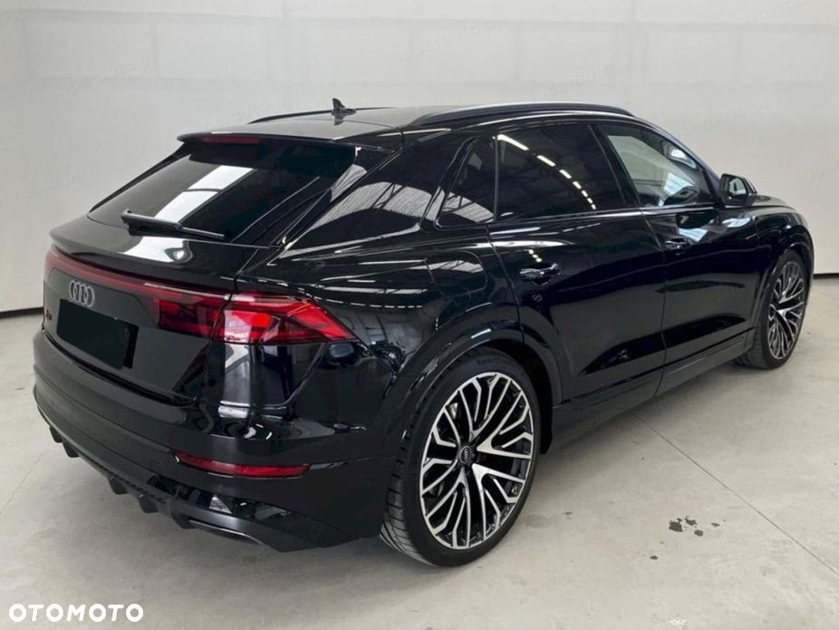 Audi Q8 - 3