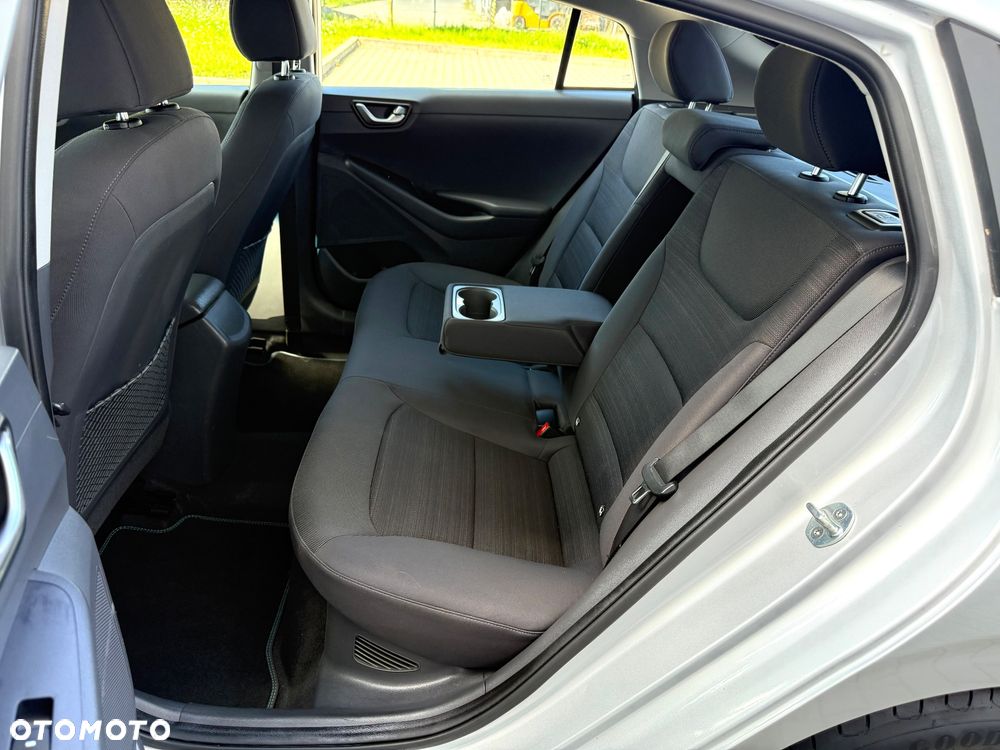 Hyundai IONIQ 1.6 GDI Style - 33
