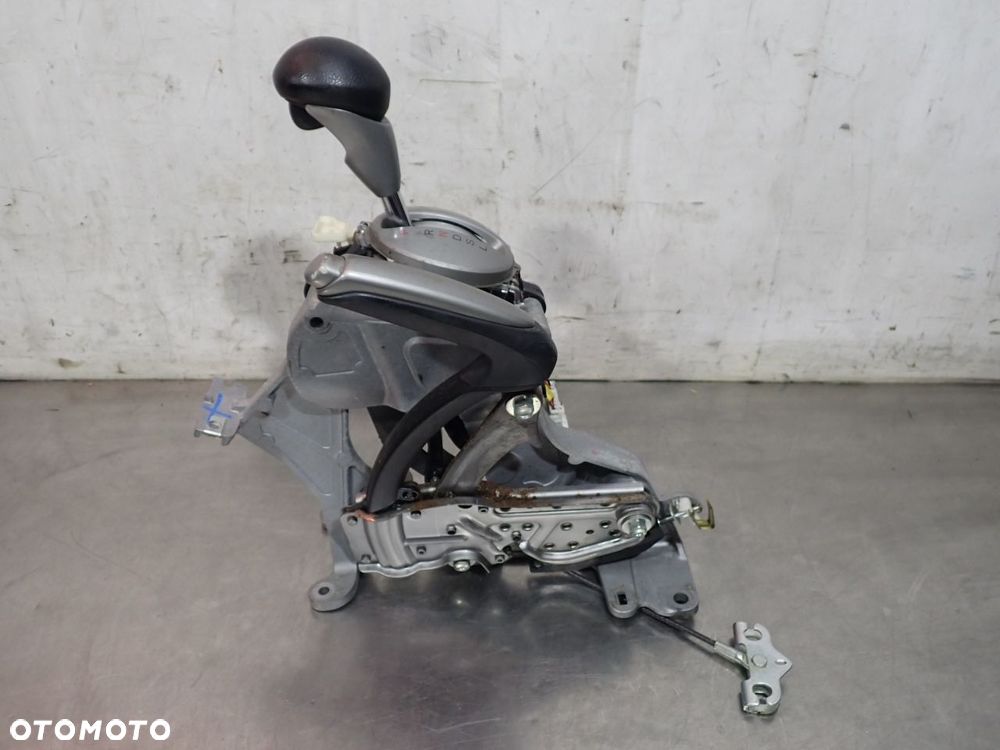 DŹWIGNIA ZMIANY BIEGÓW HONDA CIVIC 1.4 VIII FD3 - 3