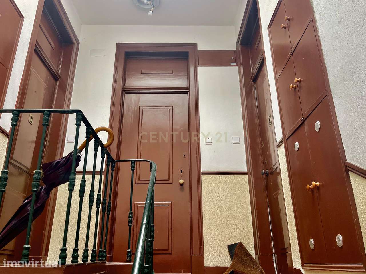 Um apartamento com alma lisboeta, história e enorme potencial no coraç - Grande imagem: 3/40