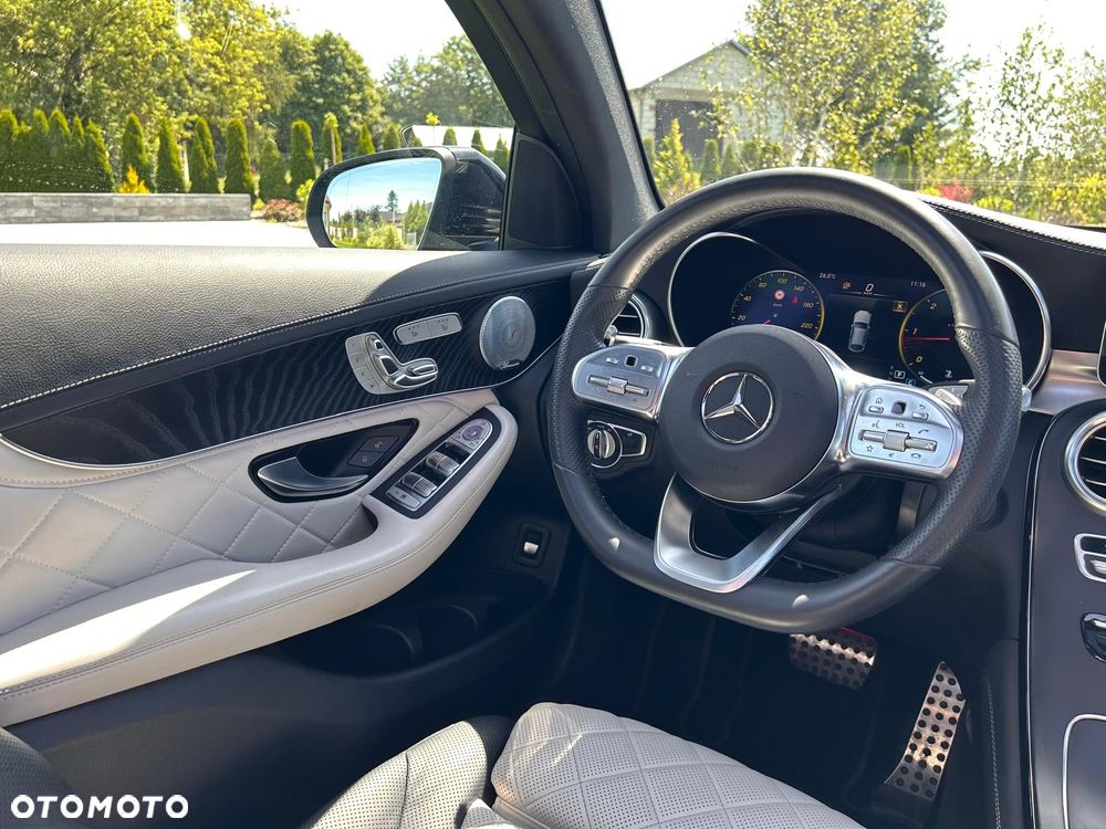 Mercedes-Benz GLC 300 d 4-Matic - 25