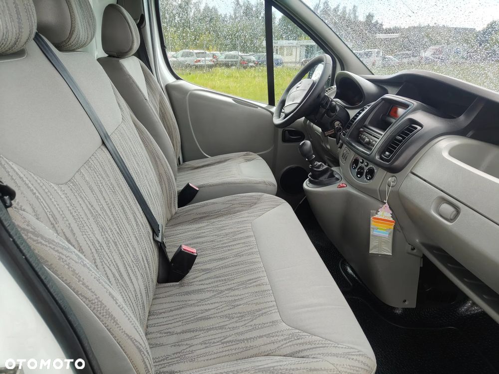 Renault Trafic - 26