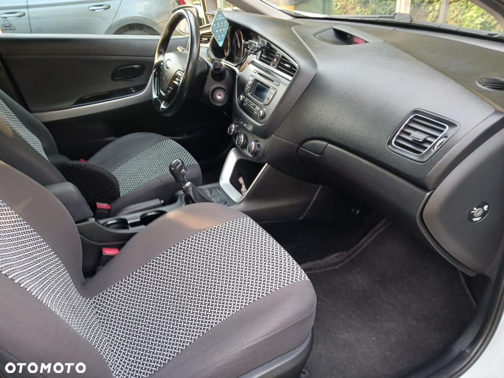 Kia Ceed 1.4 L - 7