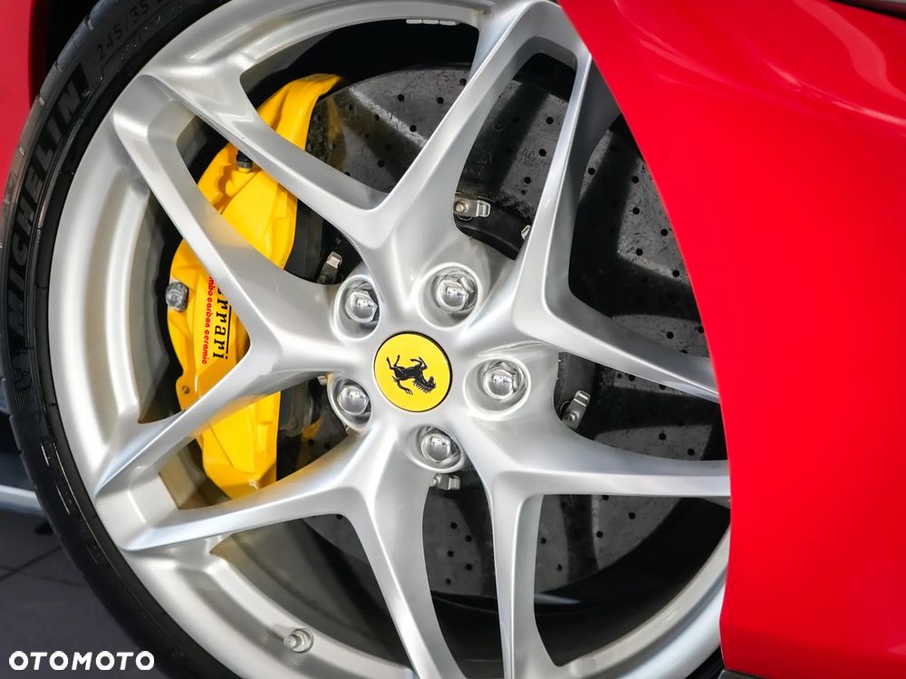 Ferrari Roma - 7