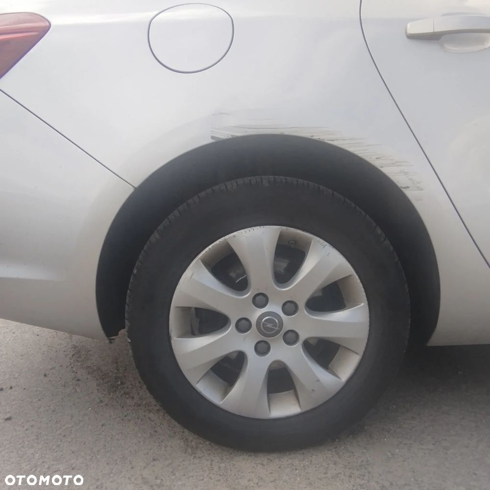 Opel Astra III 1.7 CDTI ecoFLEX - 14