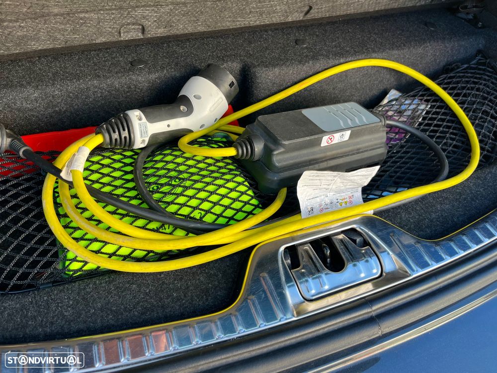 Volvo V60 D6 Plug-In-Hybrid AWD Geartronic Summum - 53