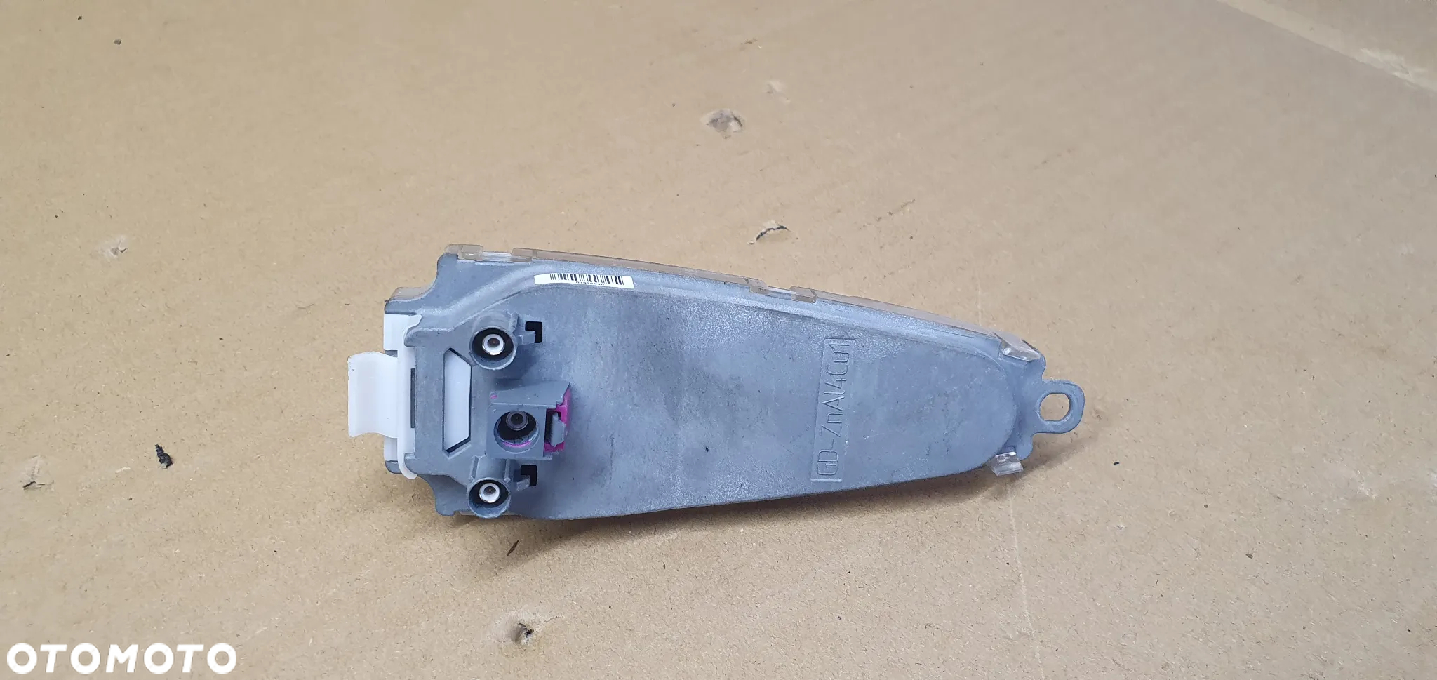 Antena dachowa radia rekin GPS BMW 5 E60 E61 6957345 - 4
