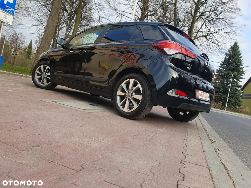 Hyundai i20 blue 1.2 YES!+ - 6