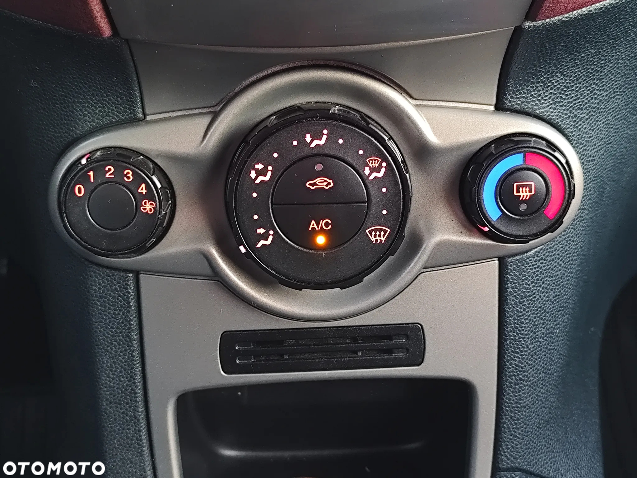 Ford Fiesta 1.25 Celebration - 20