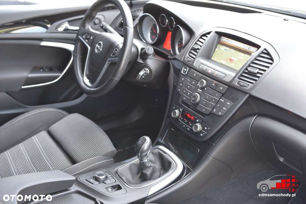 Opel Insignia - 26
