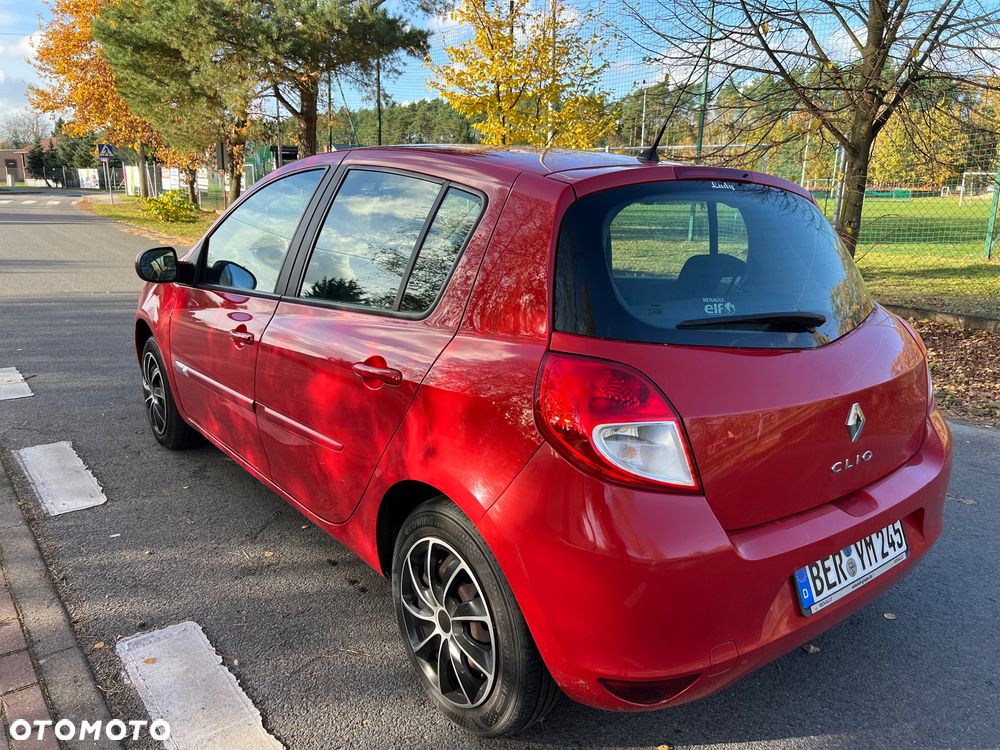Renault Clio 1.2 16V 75 Dynamique - 6