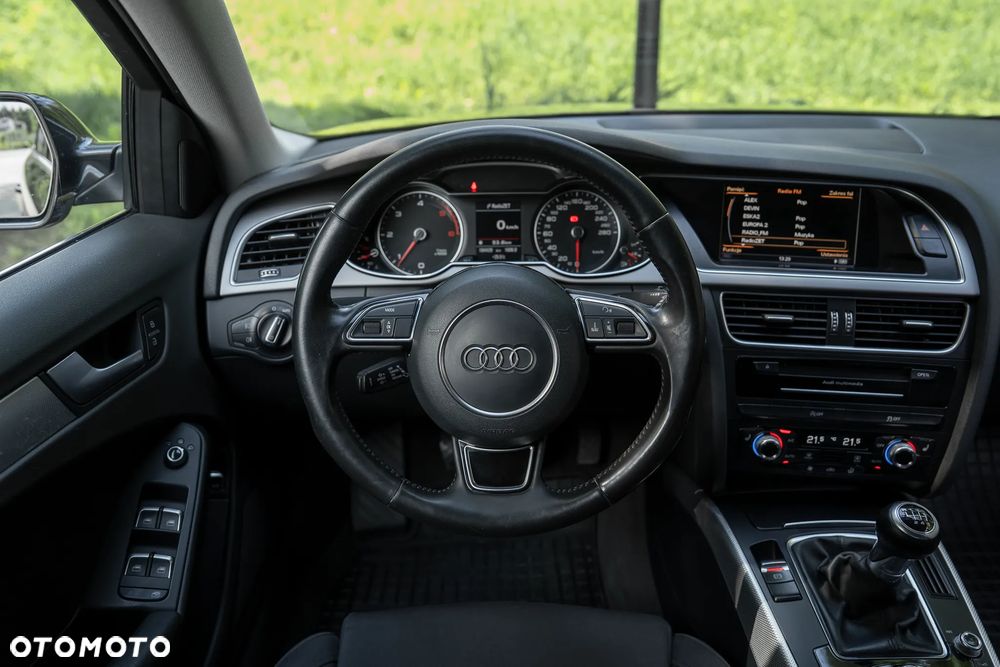Audi A4 Avant 2.0 TDI DPF clean diesel quattro S line Sportpaket - 21