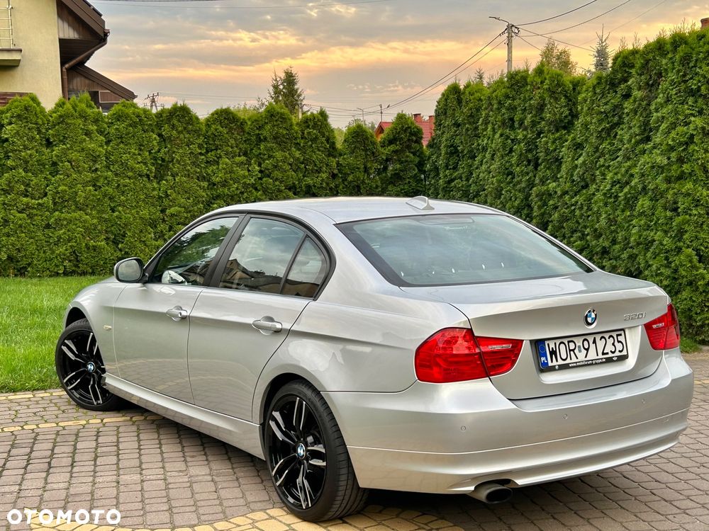 BMW Seria 3 - 30