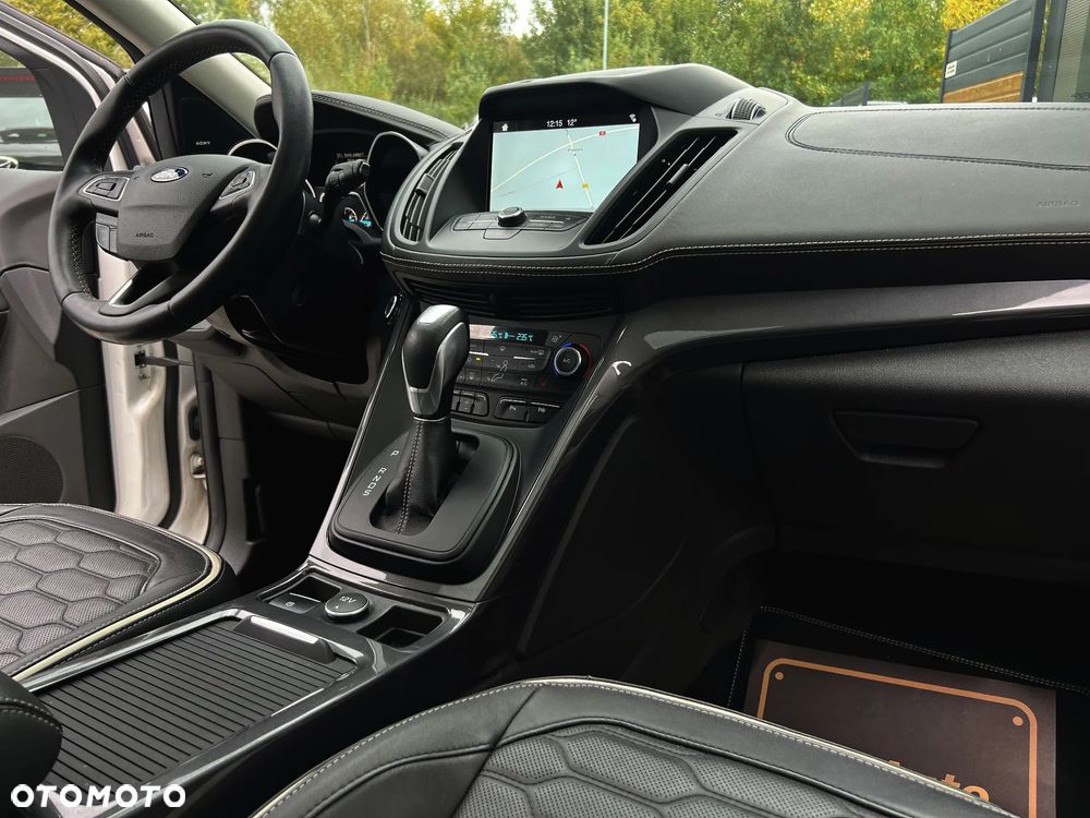 Ford Kuga 2.0 TDCi 4x4 Vignale - 17