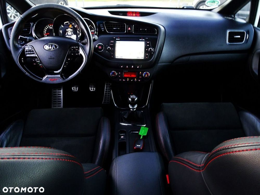 Kia Ceed 1.6 T-GDI GT-Challenge - 25