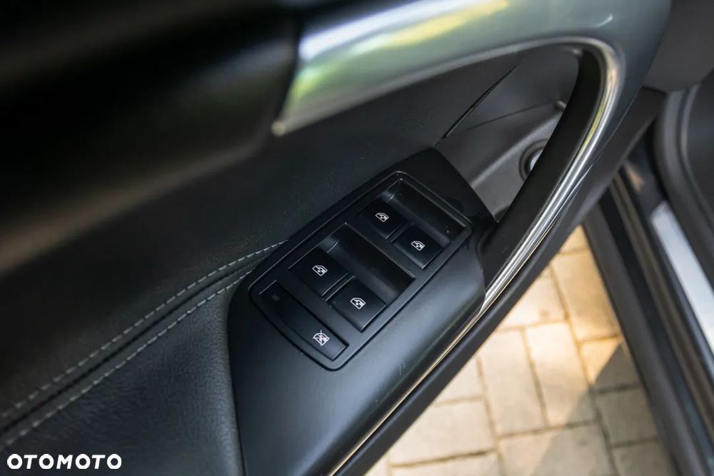 Opel Insignia 2.0 CDTI Sport - 23