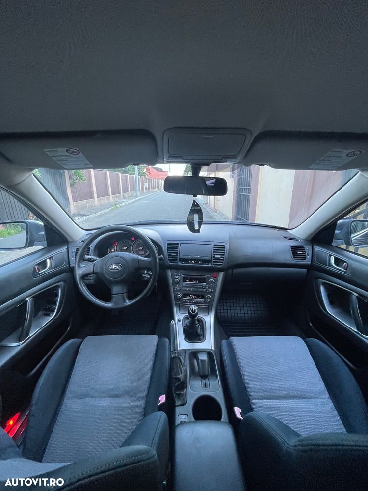 Subaru Legacy - 6