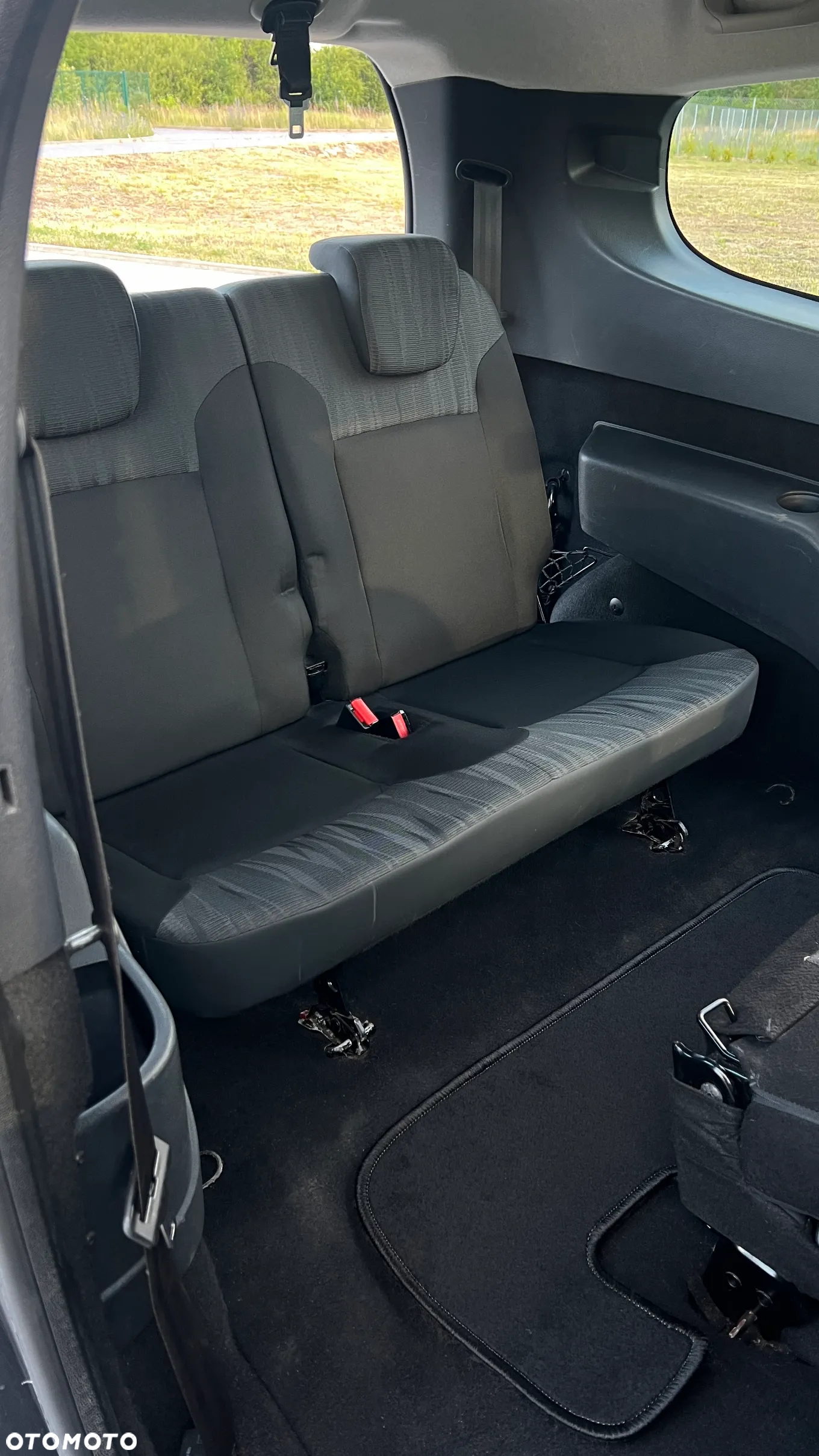 Dacia Lodgy 1.2 TCe Laureate - 13