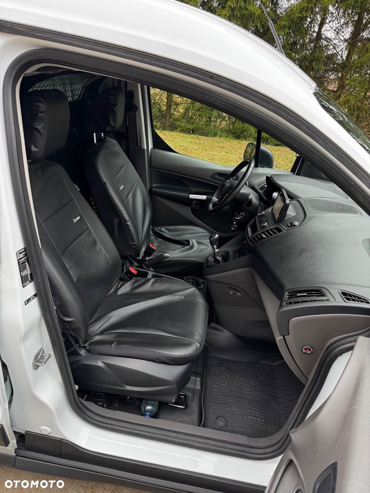 Ford Transit Connect - 16