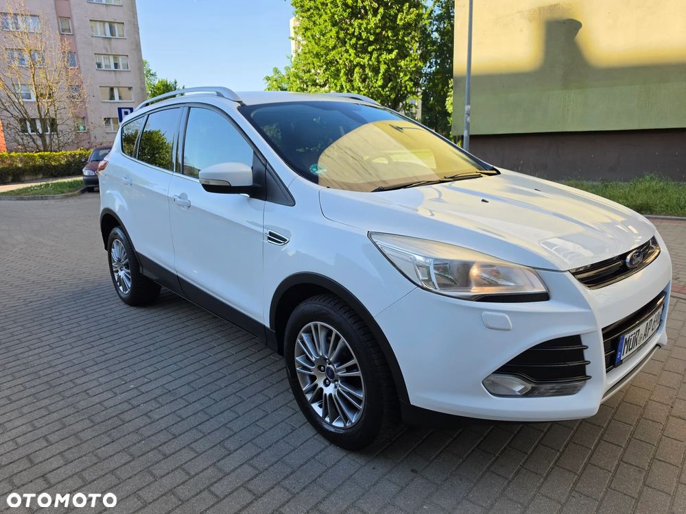 Ford Kuga 1.6 EcoBoost 2x4 Titanium - 11