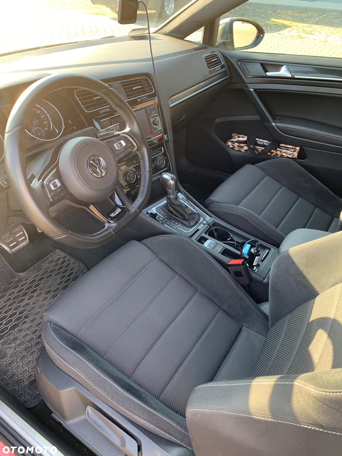 Volkswagen Golf VII 2.0 TSI BMT 4Mot R DSG - 14