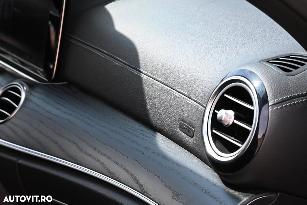 Mercedes-Benz E 220 d 9G-TRONIC - 33