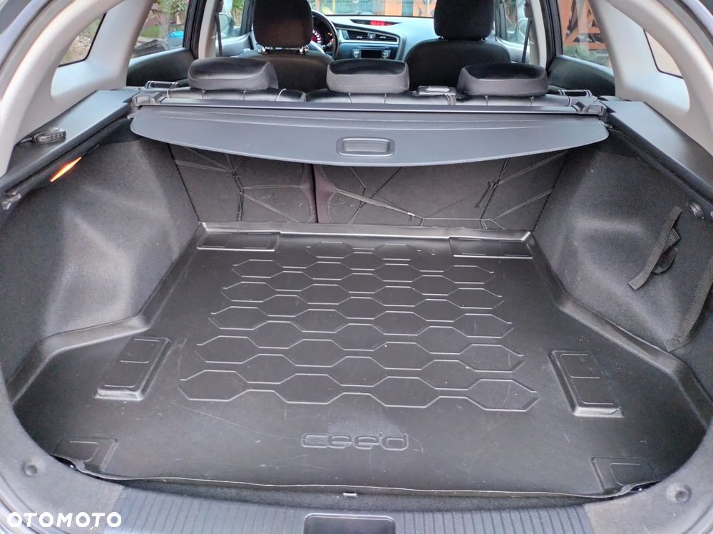 Kia Ceed 1.6 GDI M - 15
