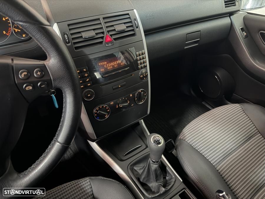 Mercedes-Benz A 180 CDI Avantgarde - 14