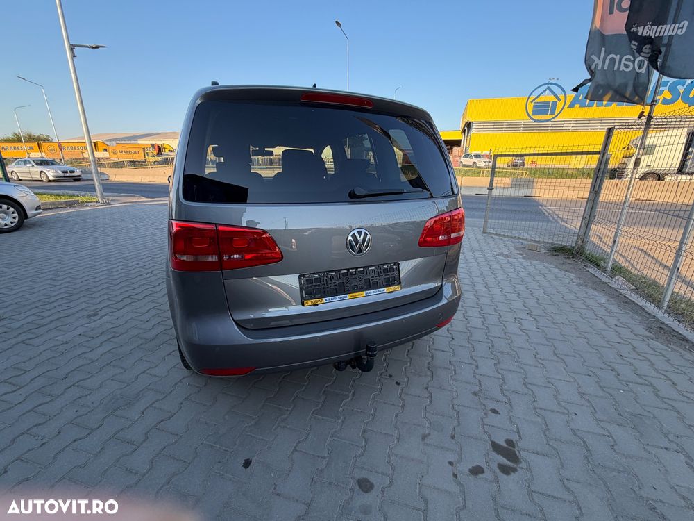 Volkswagen Touran 2.0 TDI DPF DSG Life - 32