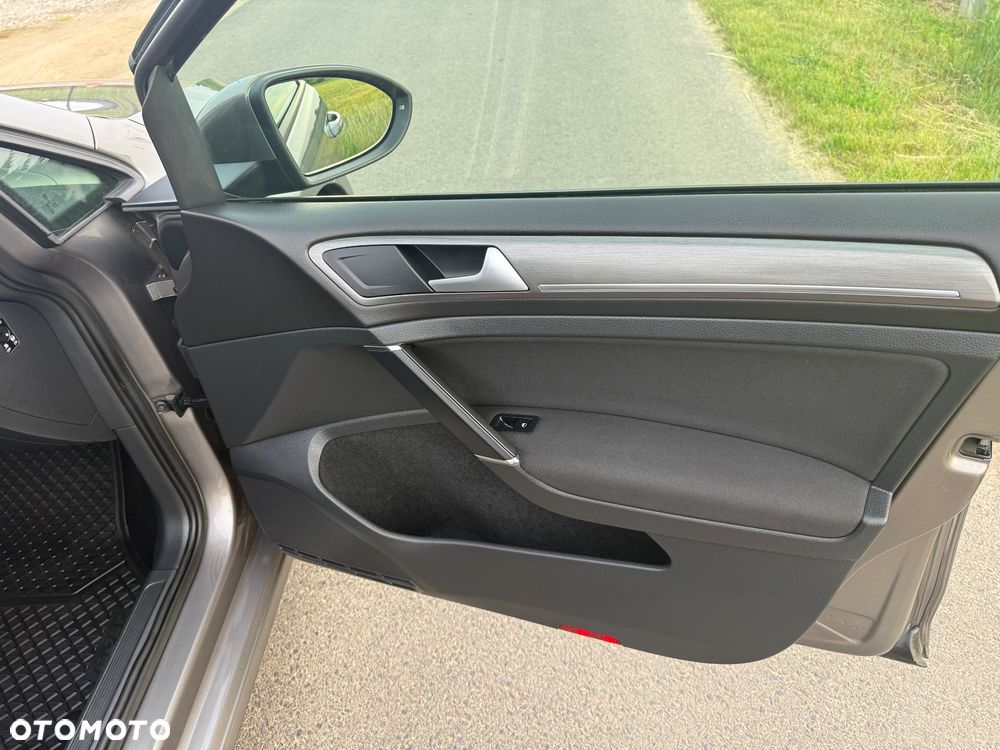 Volkswagen Golf 1.6 TDI 4Motion BlueMotion Technology Comfortline - 13