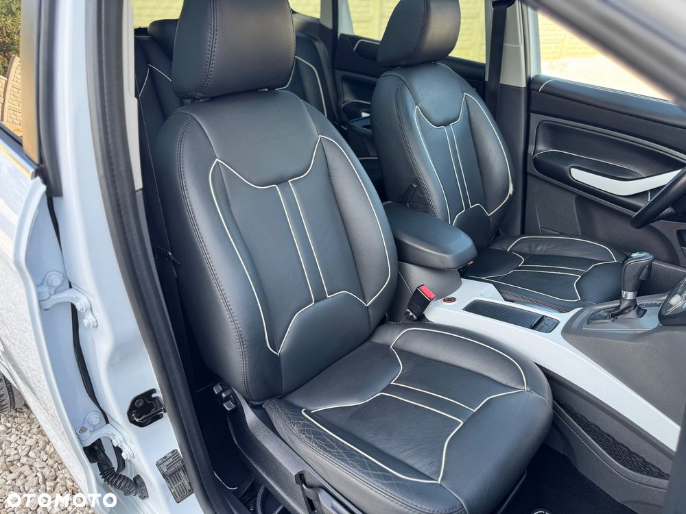 Ford Kuga 2.0 TDCi Individual MPS6 - 36