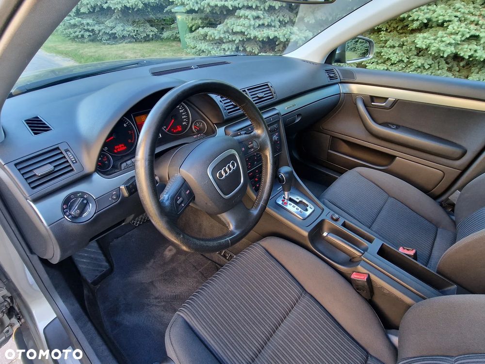 Audi A4 Avant 3.2 FSI quattro tiptronic - 17