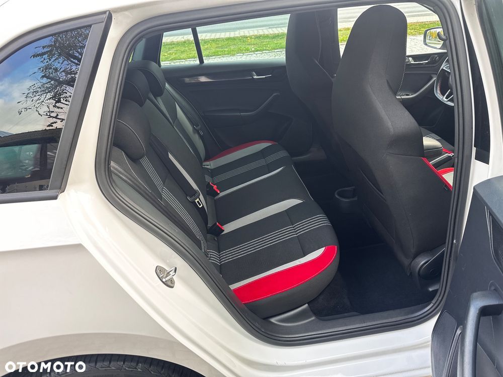 Skoda RAPID 1.0 TSI Monte Carlo - 26
