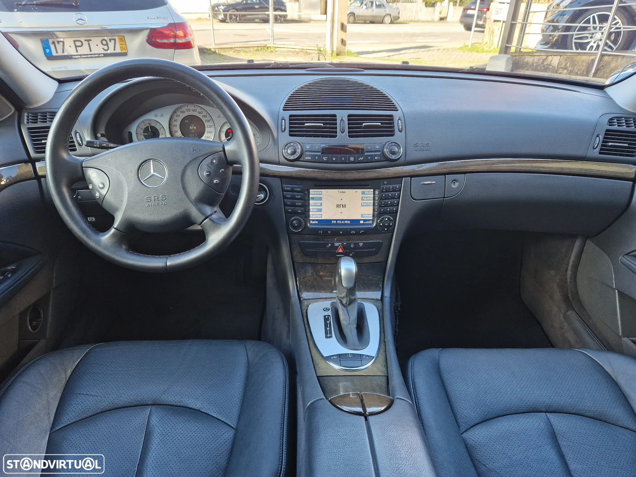 Mercedes-Benz E 400 CDi Avantgarde - 14