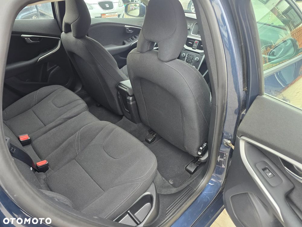 Volvo V40 - 10