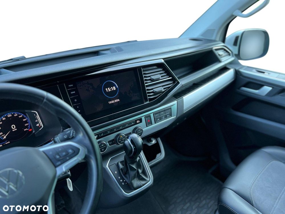 Volkswagen Multivan - 13