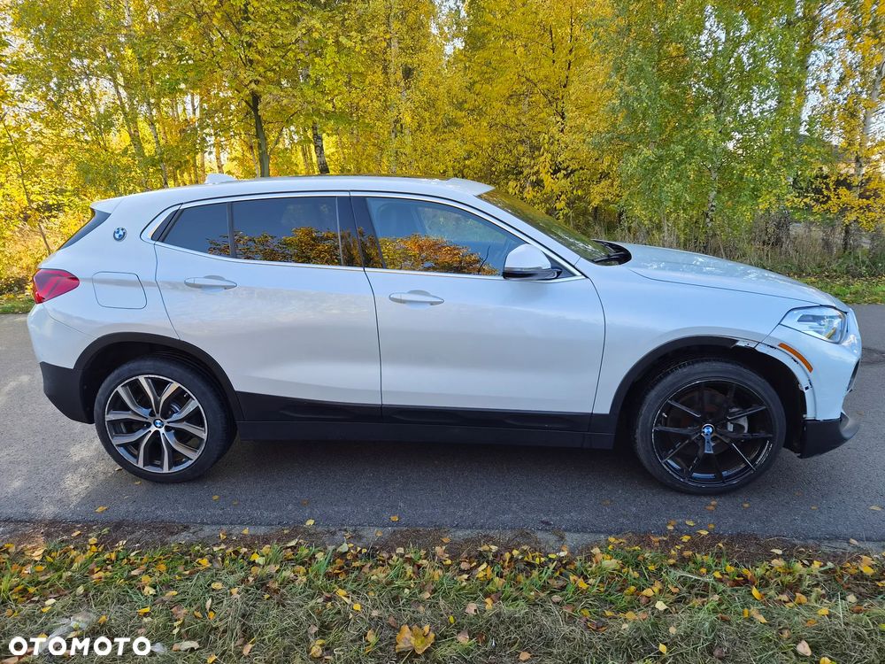 BMW X2 xDrive20i Advantage Plus - 4