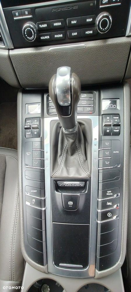 Porsche Macan - 11