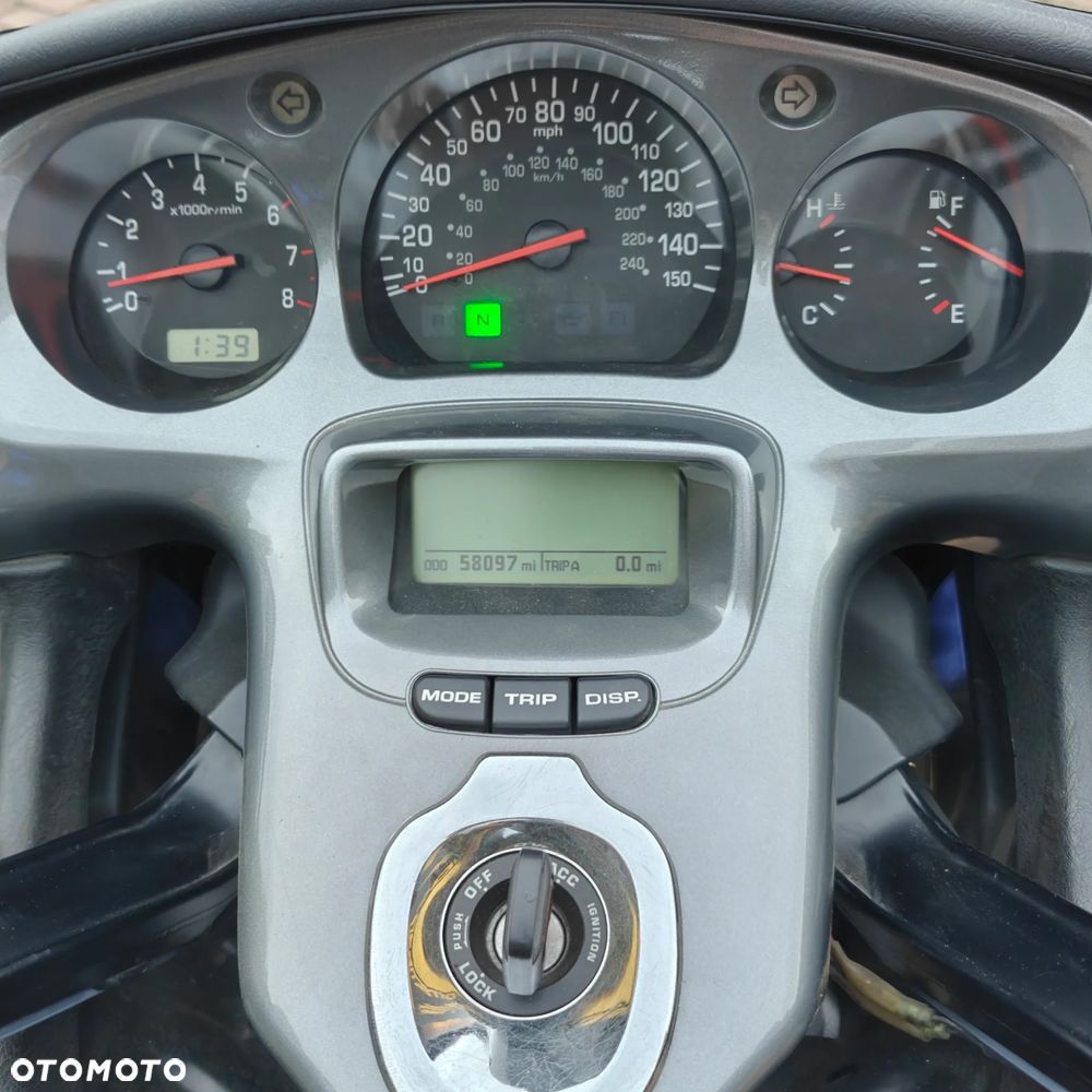 Honda GL - 5