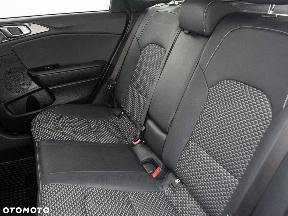 Kia Ceed 1.0 T-GDI L - 26